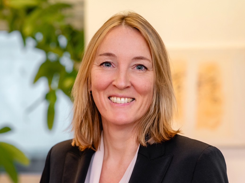 Portrait von Doris Walla, Gründerin von Walla Consult